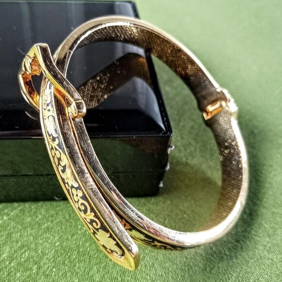 Vintage Damasquinado Adjustable Bangle with Gift Box - Picture 5 of 7